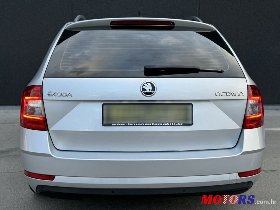 2017' Skoda Octavia Combi photo #5