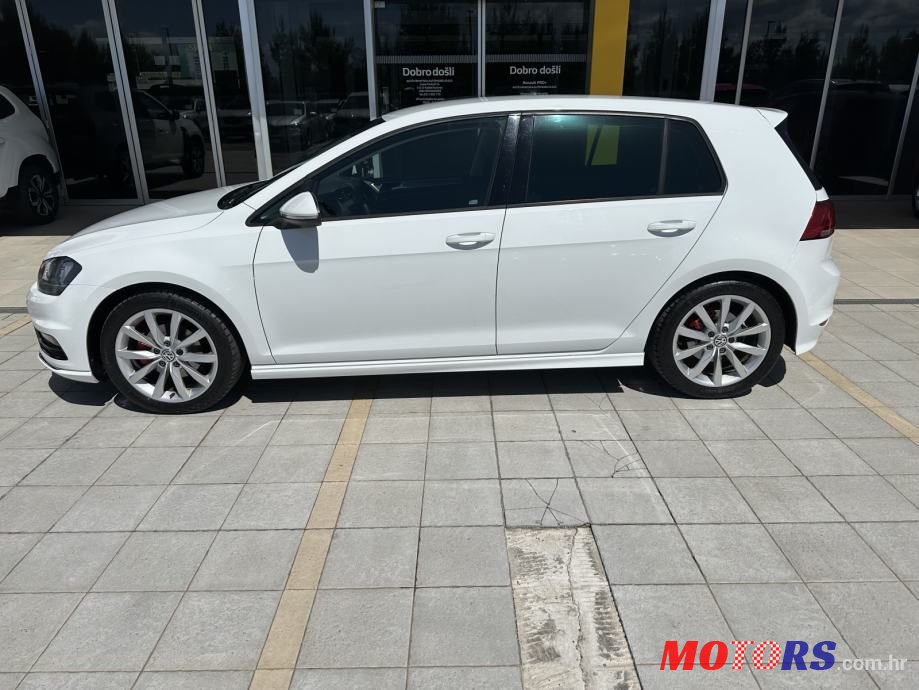 2015' Volkswagen Golf VII 1,6 Tdi photo #3