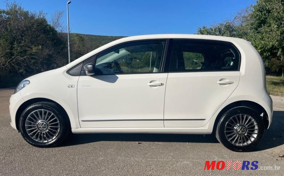 2013' Volkswagen Up! photo #5