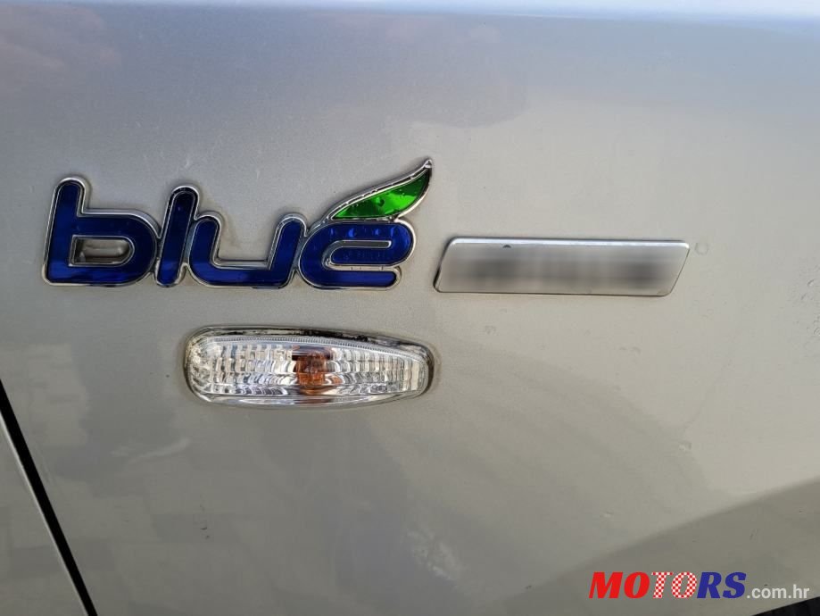 2011' Hyundai i30 Cw 1,6 Crdi photo #4