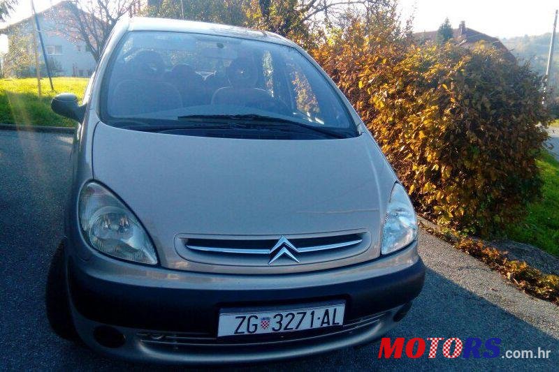 2003' Citroen Xsara Picasso 2,0 Hdi photo #1