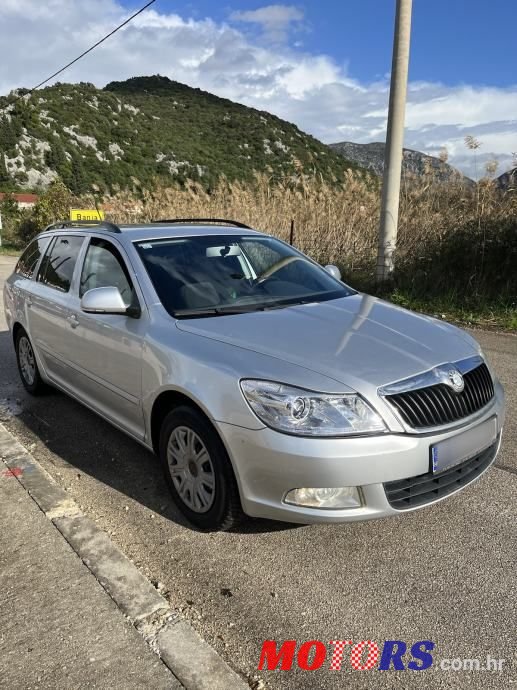 2011' Skoda Octavia Combi photo #6