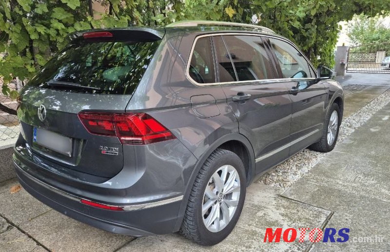 2017' Volkswagen Tiguan 2,0 Tdi Bmt photo #6