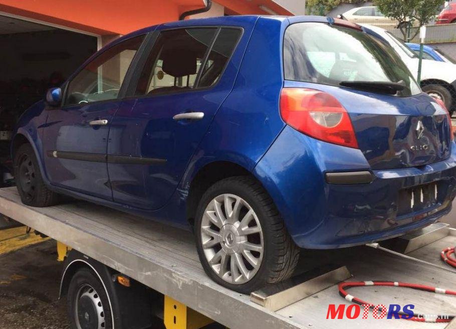 2007' Renault Clio 1,5 Dci photo #1