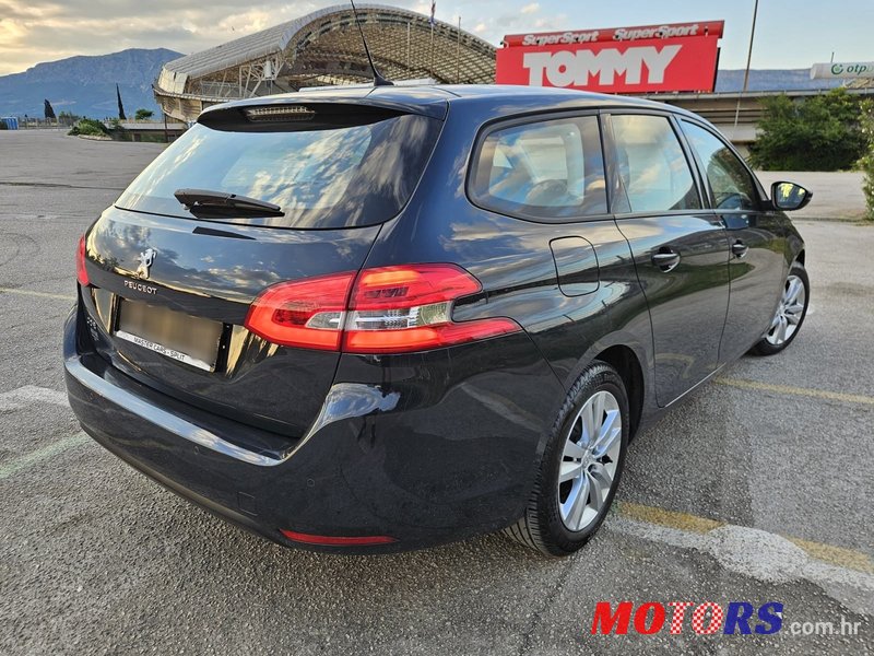 2019' Peugeot 308 Sw photo #3