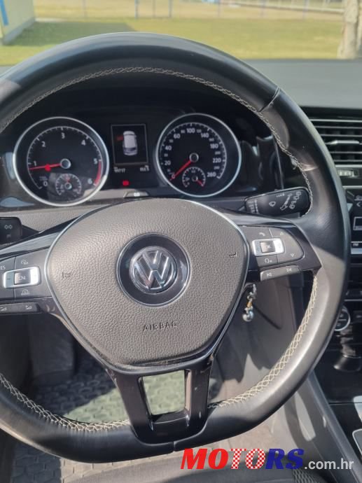 2015' Volkswagen Golf 7 photo #5