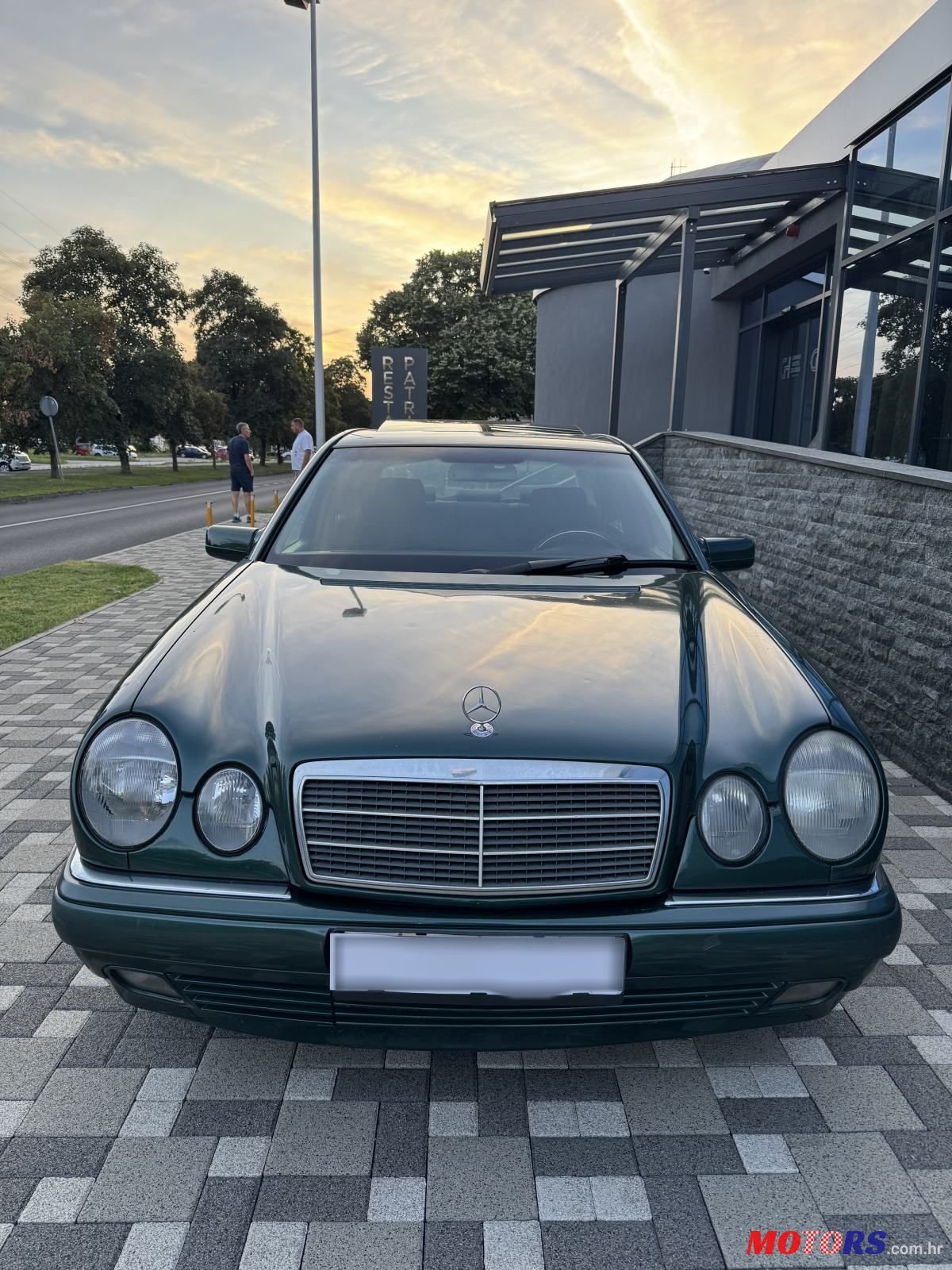 1999' Mercedes-Benz E-Klasa 220 photo #3