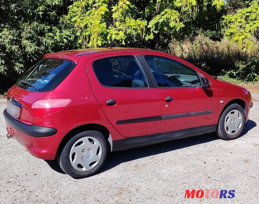 2000' Peugeot 206 206 1,1 photo #1