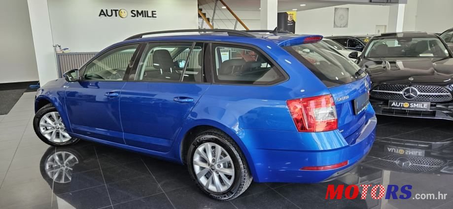 2019' Skoda Octavia Combi photo #4
