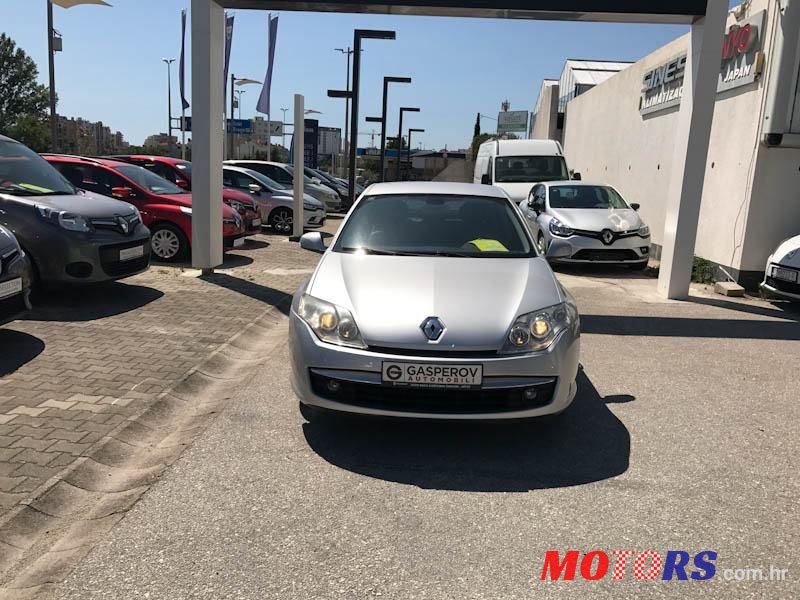 2008' Renault Laguna 2,0 Dci photo #1