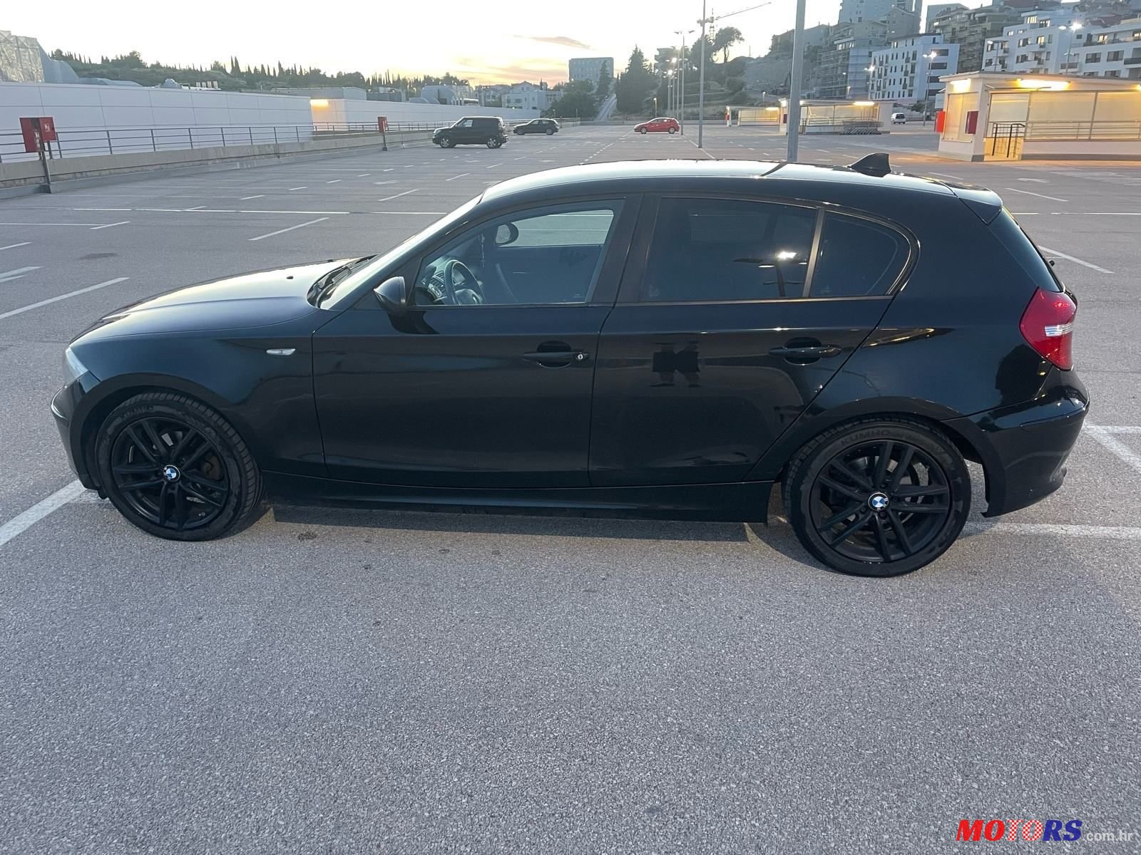 2009' BMW Serija 1 116D photo #3