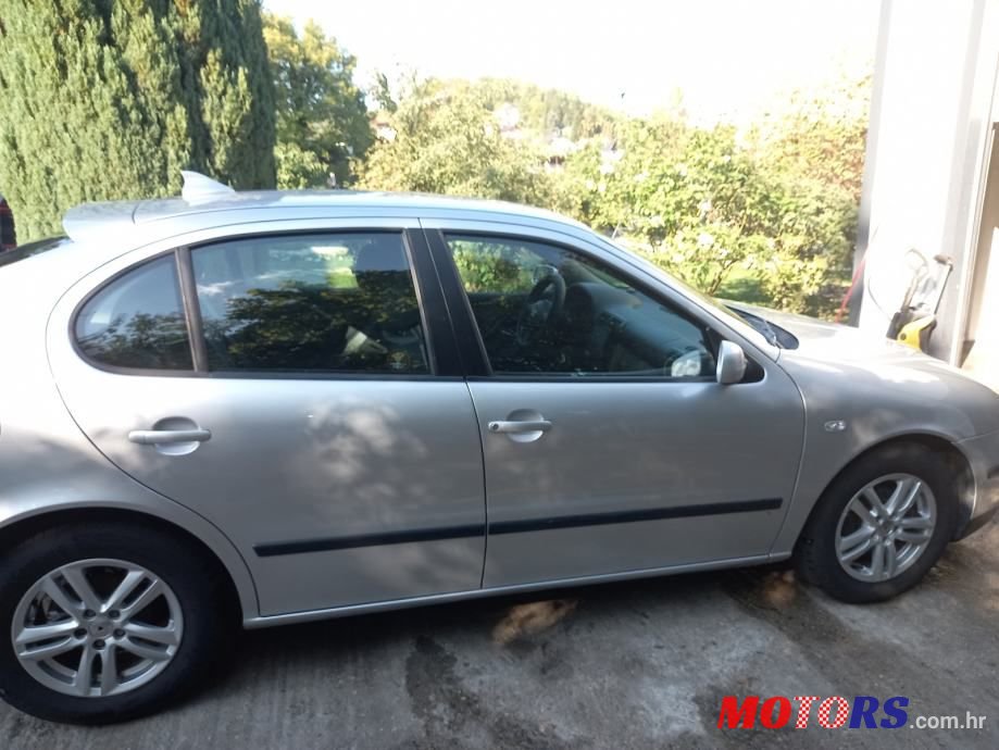 2000' SEAT Leon photo #2