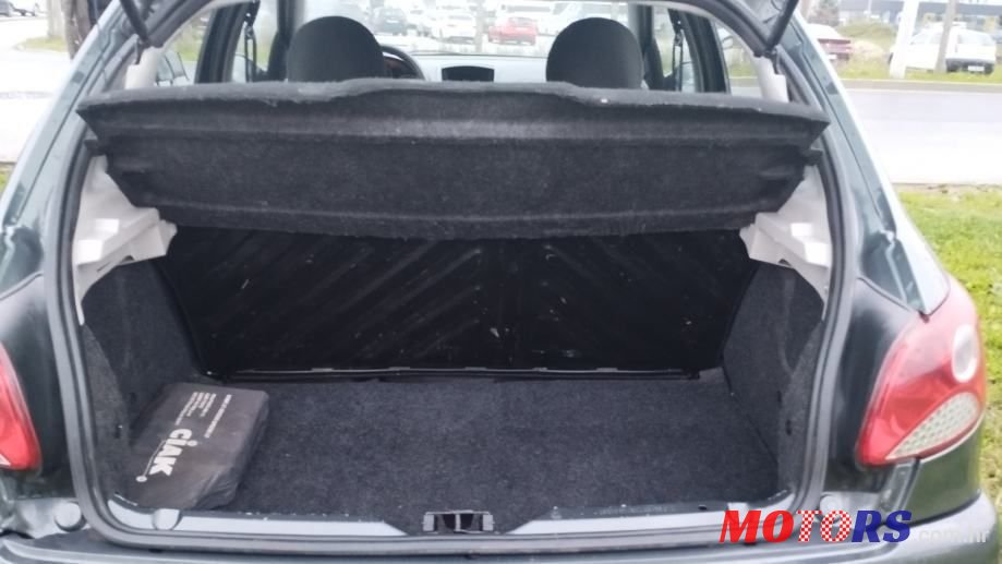 2011' Peugeot 206 1,4 photo #3