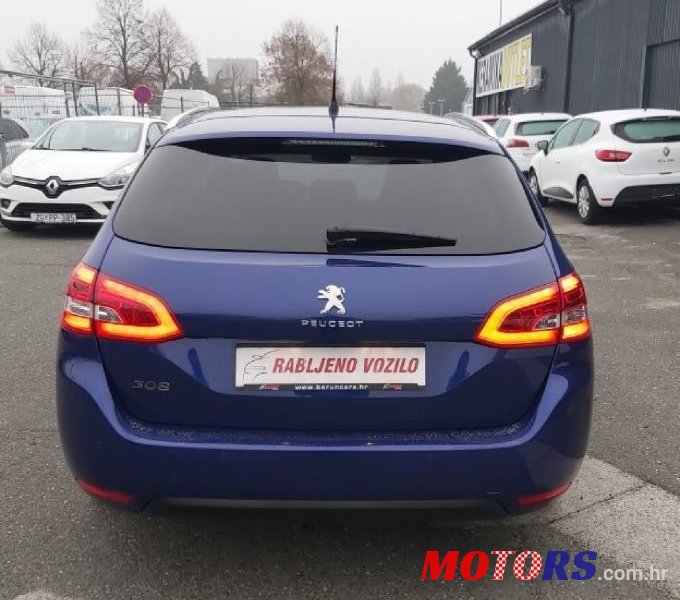 2018' Peugeot 308 Sw photo #5