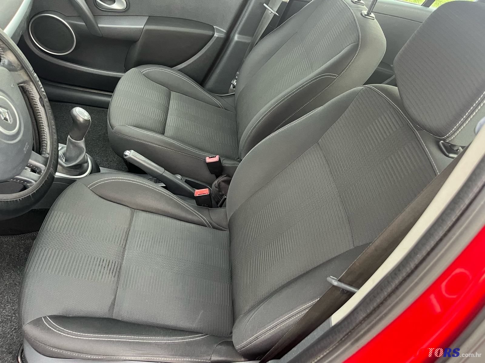 2009' Renault Clio 1,2 photo #3