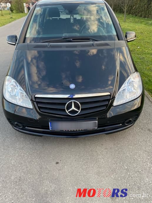 2012' Mercedes-Benz A-Klasa photo #6