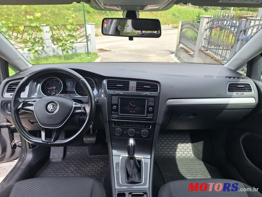 2017' Volkswagen Golf VII 1,6 Tdi photo #1