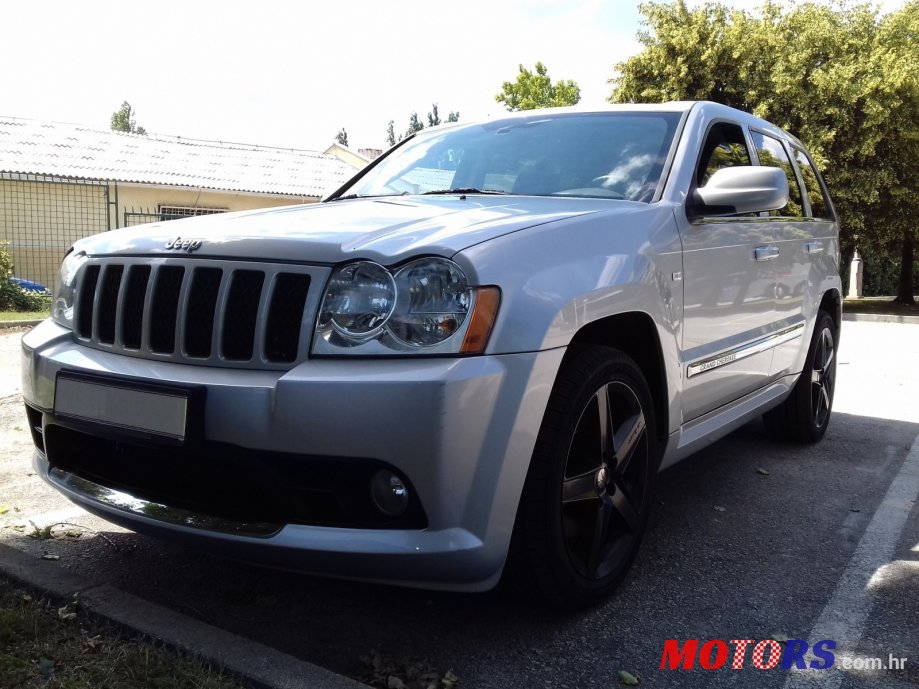 2006' Jeep Grand Cherokee photo #1