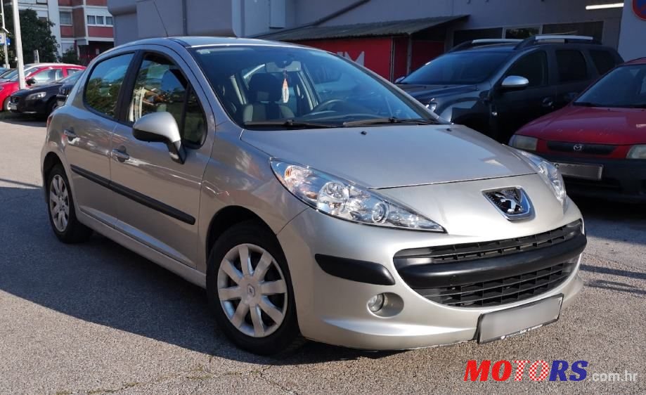 2006' Peugeot 207 1,4 Hdi photo #4