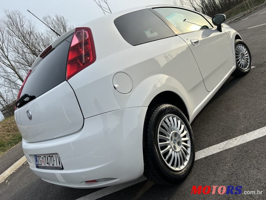 2007' Fiat Punto photo #3