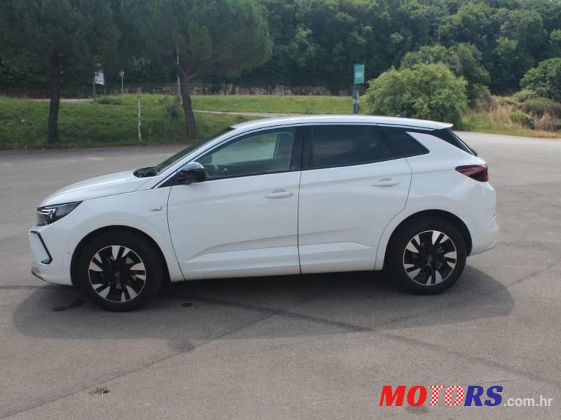 2023' Opel Grandland 1.5 Dth photo #2