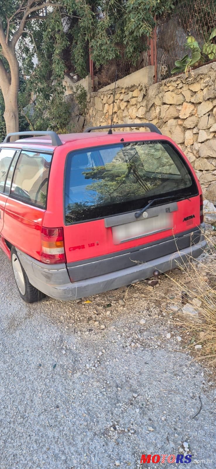 1992' Opel Astra Karavan photo #3