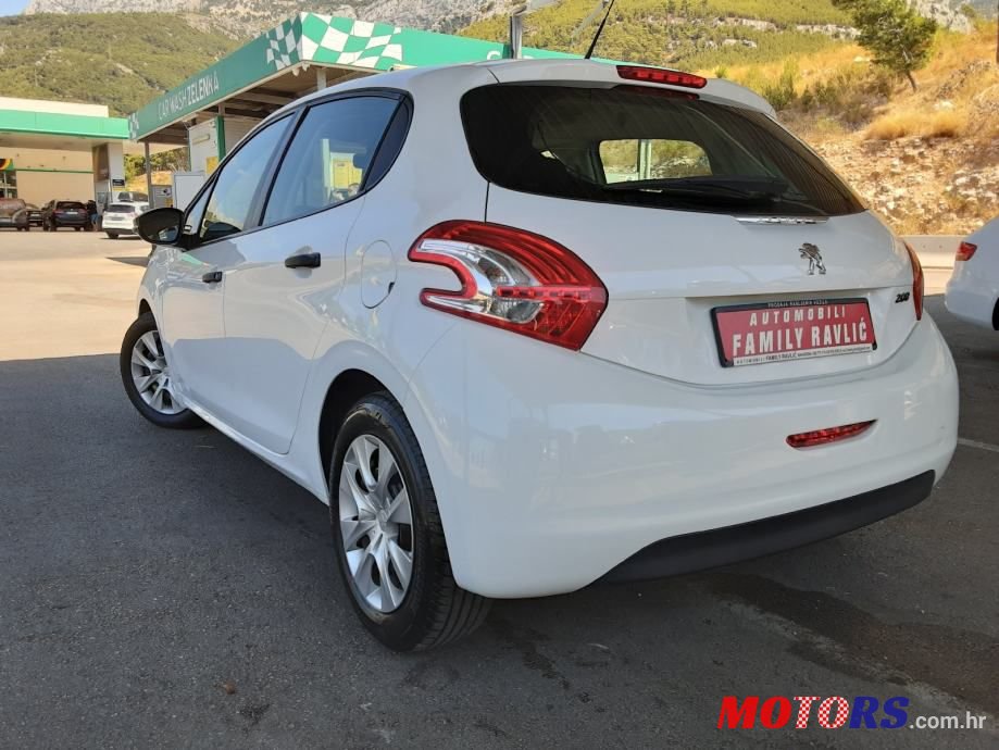 2013' Peugeot 208 1,4 Hdi photo #2
