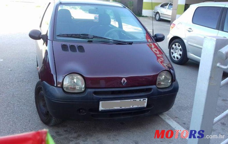 2002' Renault Twingo 1,2 photo #1