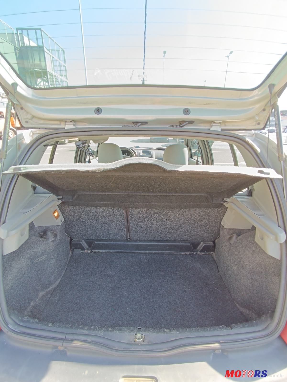 2002' Renault Clio 1,5 Dci photo #4