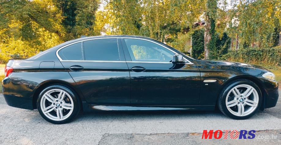 2012' BMW Serija 5 520D photo #6