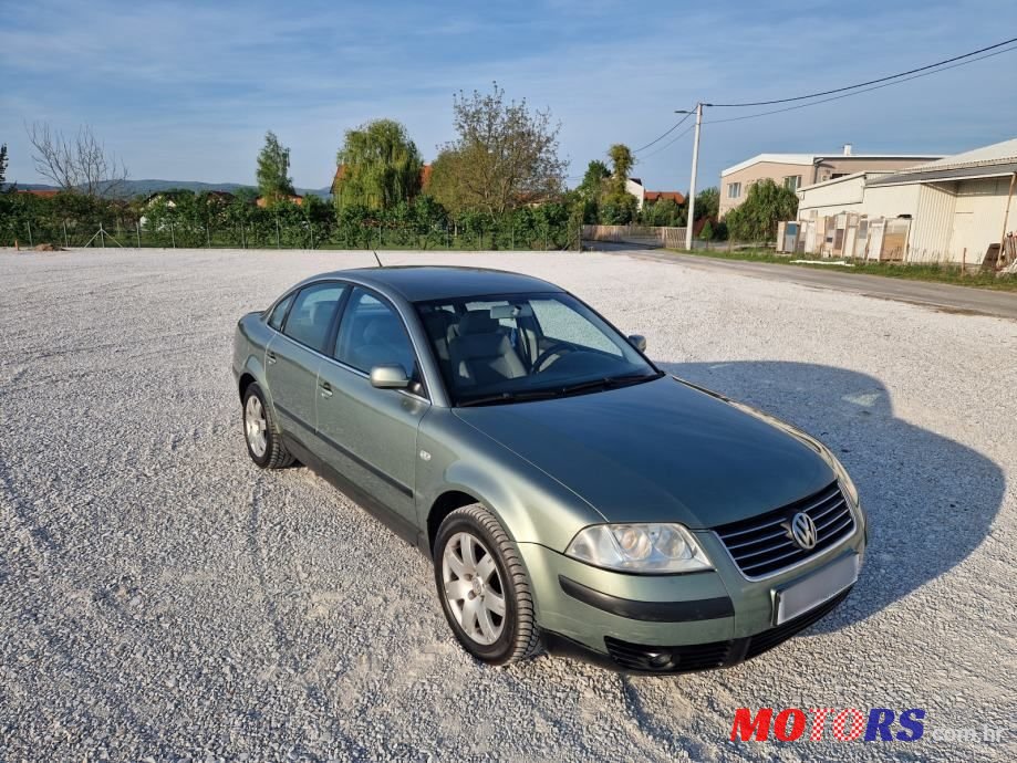 2004' Volkswagen Passat 1,9 Tdi photo #3
