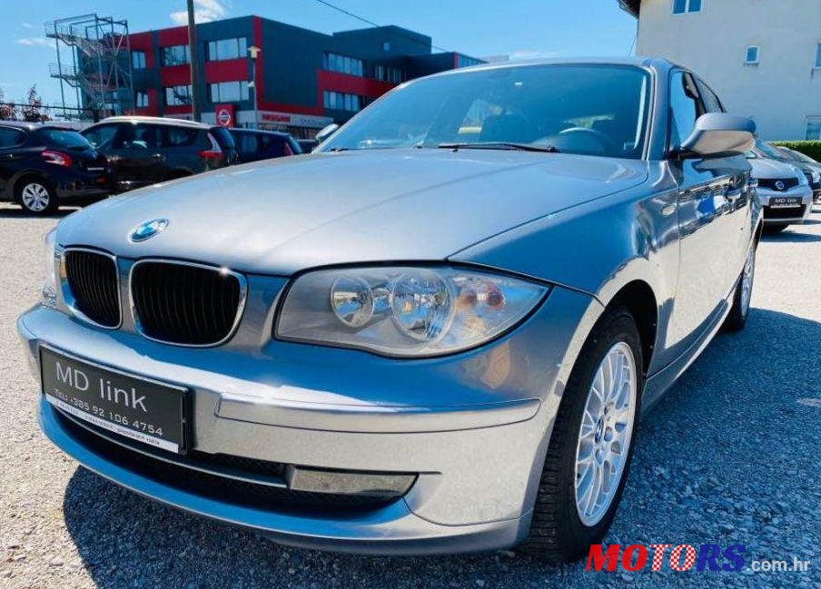 2010' BMW Serija 1 116D photo #1