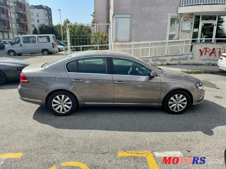 2011' Volkswagen Passat 2,0 Tdi photo #1