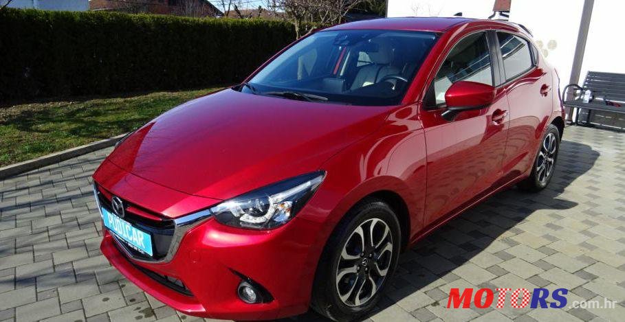 2015' Mazda 2 G105 Top photo #1