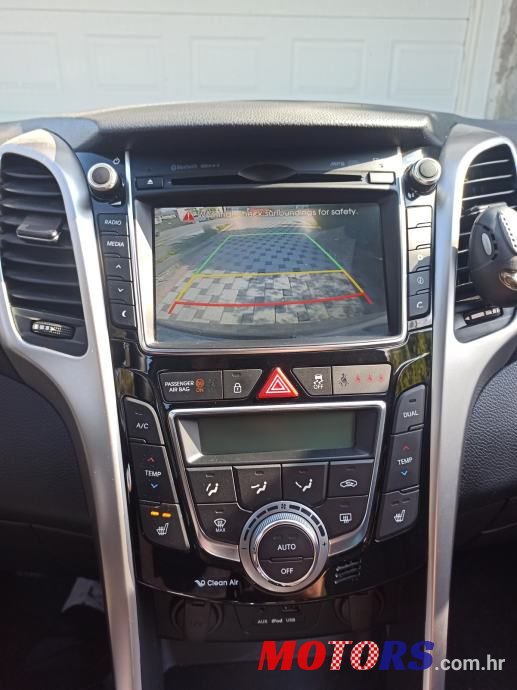 2014' Hyundai i30 1,6 Crdi photo #4