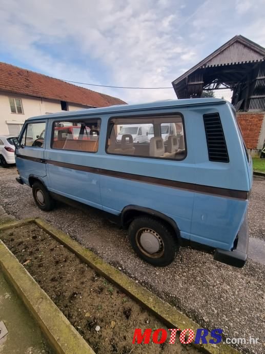 1990' Volkswagen Transporter photo #3
