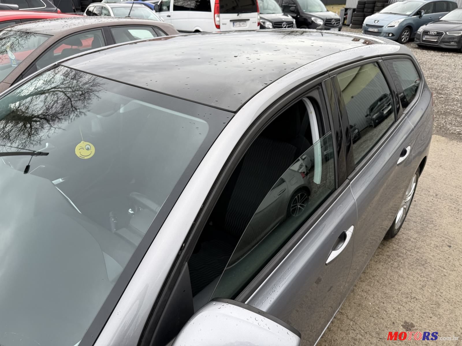 2015' Peugeot 308 Sw photo #3