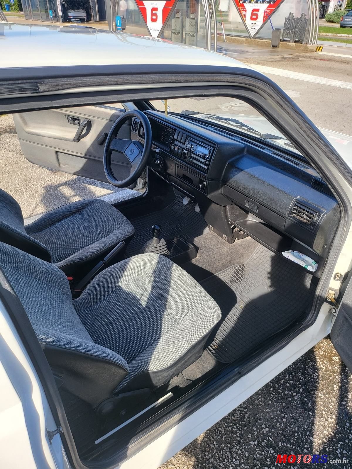 1986' Volkswagen Golf II 1.6 D photo #5