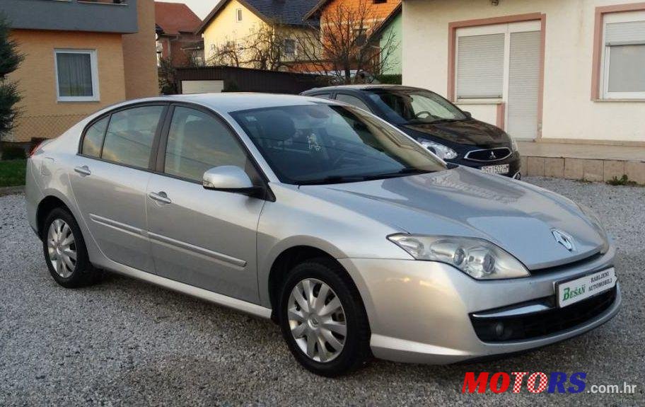 2007' Renault Laguna photo #2