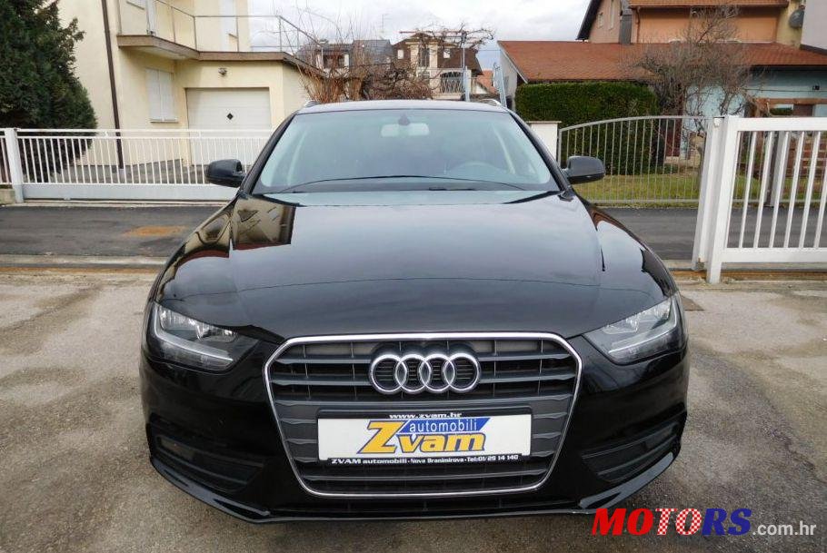 2012' Audi A4 Avant photo #2
