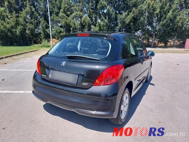 2009' Peugeot 207 photo #4