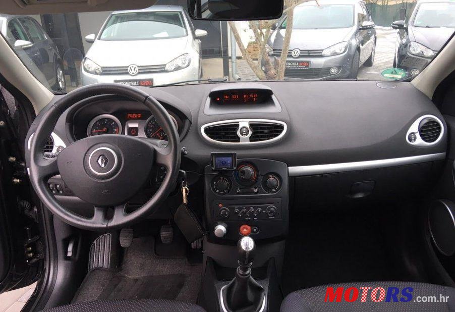 2007' Renault Clio 1,5 Dci photo #2