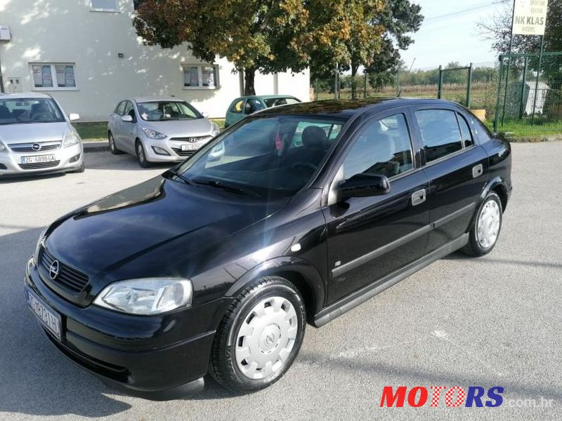 2007' Opel Astra 1,6 photo #1