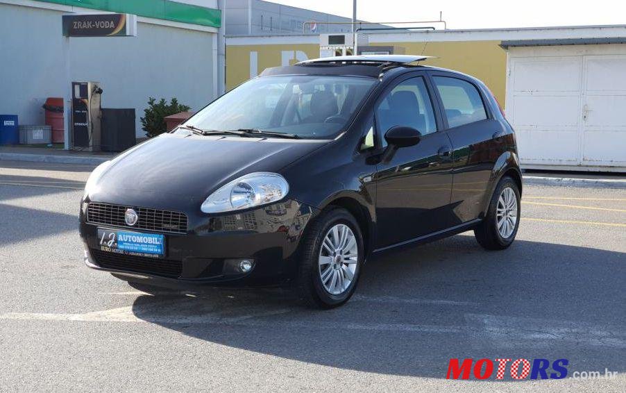 2008' Fiat Punto 1.3 Jtd photo #1