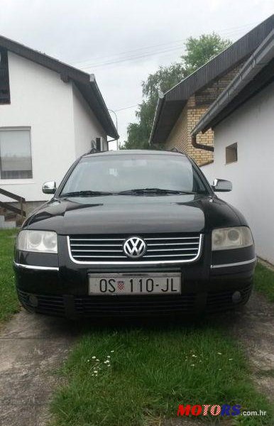 2001' Volkswagen Passat Variant photo #1