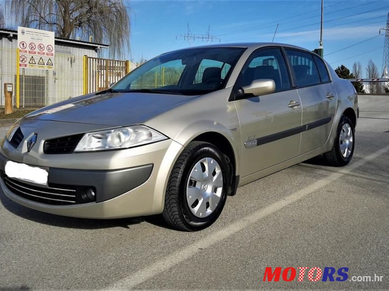 2006' Renault Megane photo #1