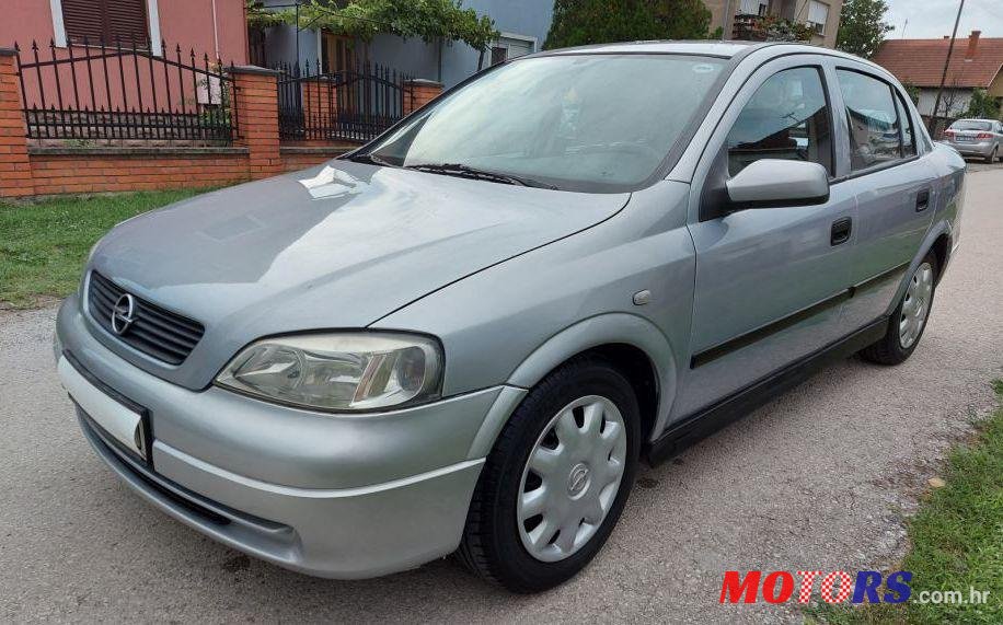 2001' Opel Astra 1,6 photo #1