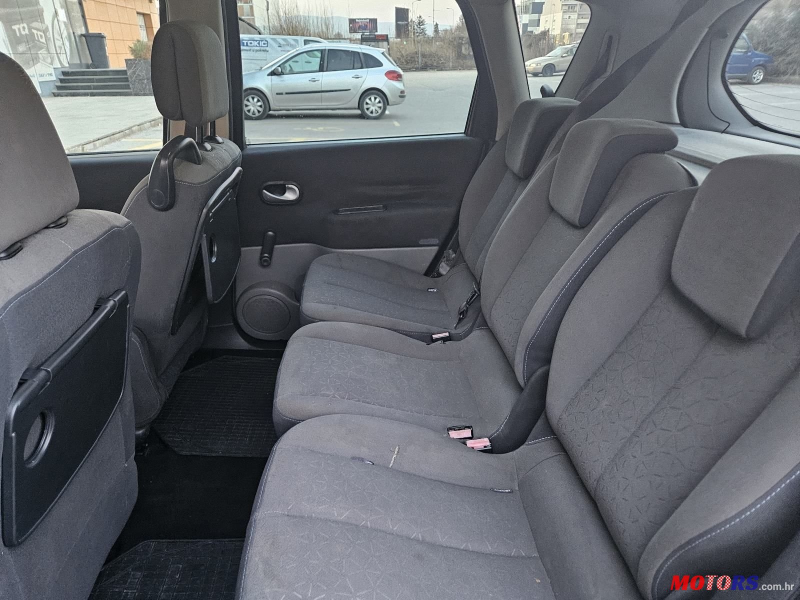 2008' Renault Megane Scenic 1.5 Dci photo #6