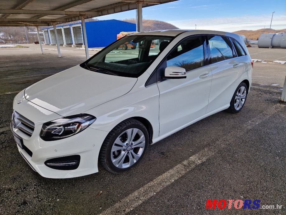 2018' Mercedes-Benz B-Klasa B 180 photo #4