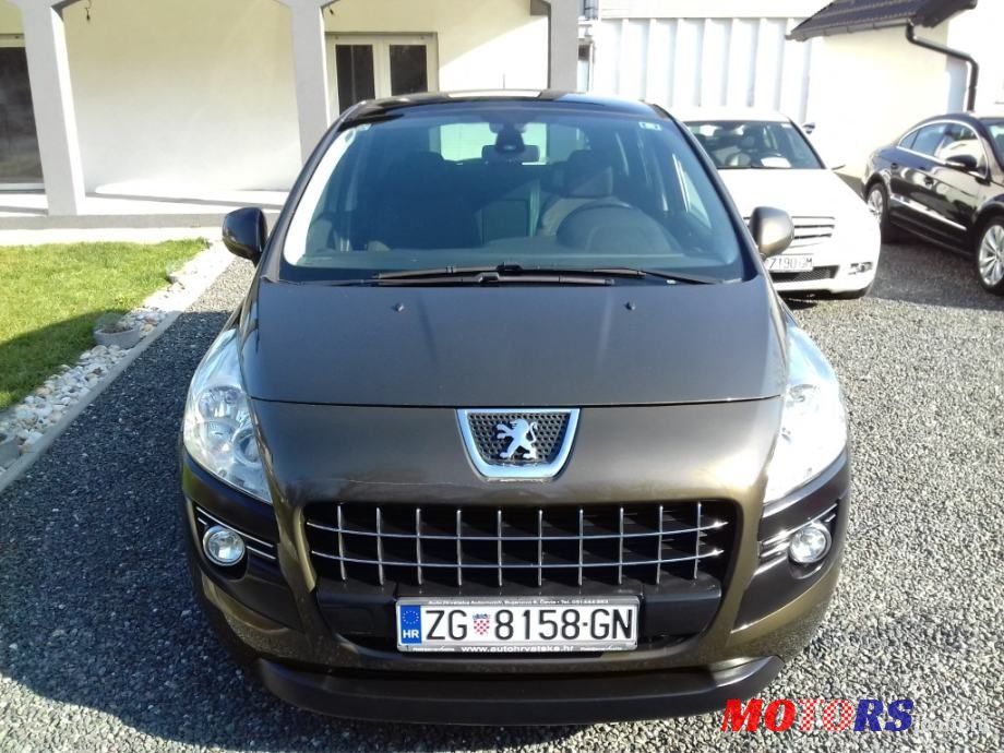 2011' Peugeot 3008 1,6 Hdi photo #2